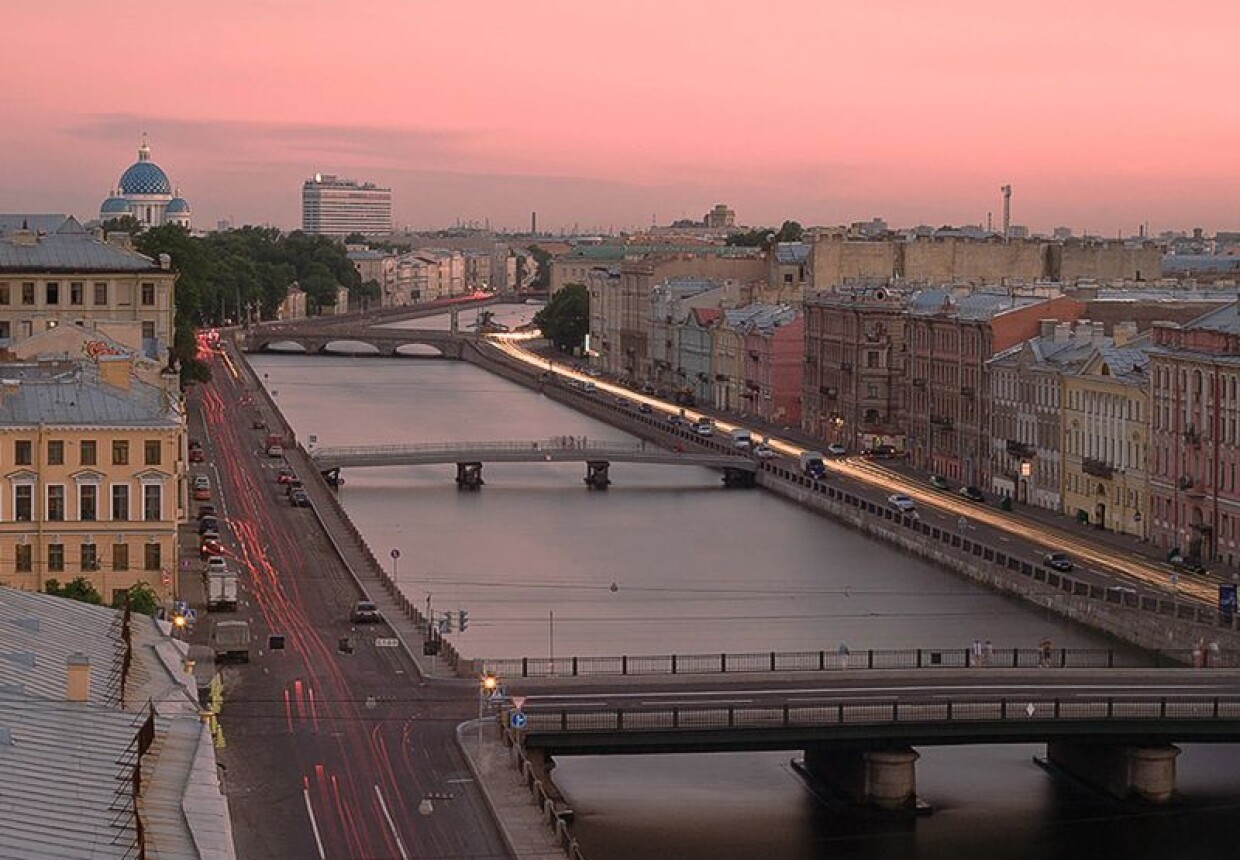 Петербург фонтанка. Набережная реки Фонтанки Санкт-Петербург. Горсткин мост Санкт-Петербург. СПБ Горсткин мост. Питер набережная реки Фонтанки.