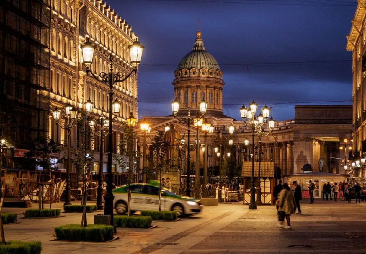 Вечерний город Санкт-Петербург